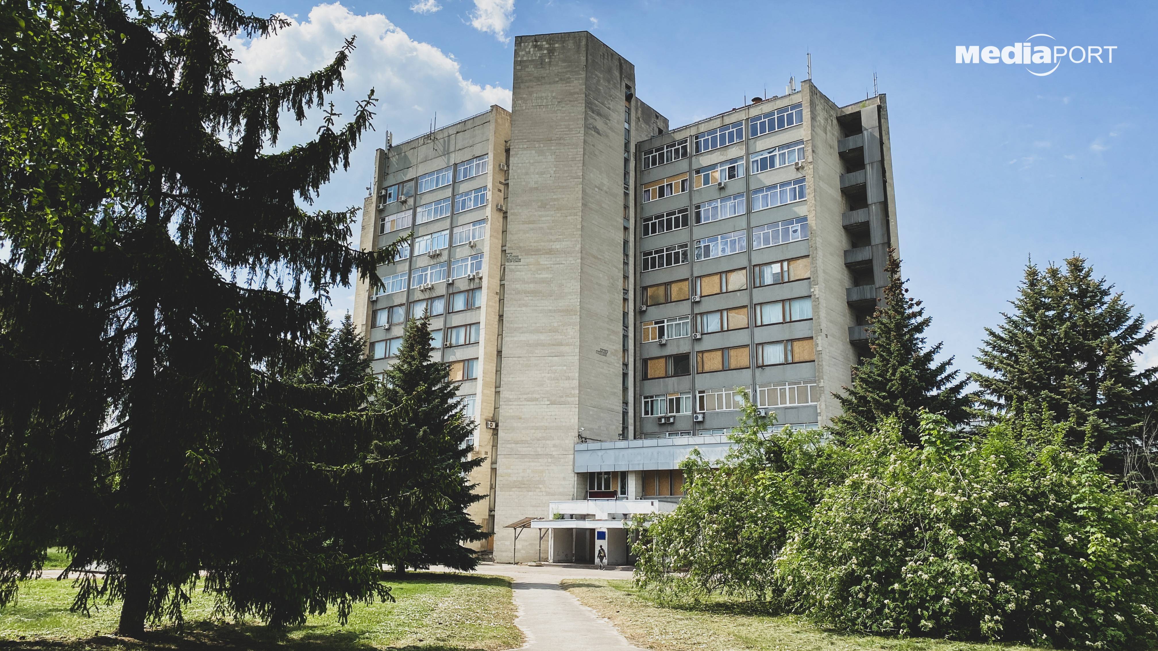 Національний науковий центр «Харківський фізико-технічний інститут» — установа, відома своїми досягненнями на весь світ. У 1932 році в Інституті розщепили ядро атома літію