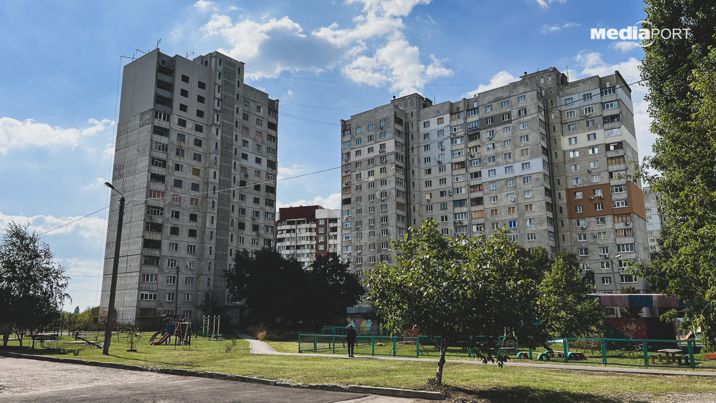 За рік пошкоджені поверхи відбудували