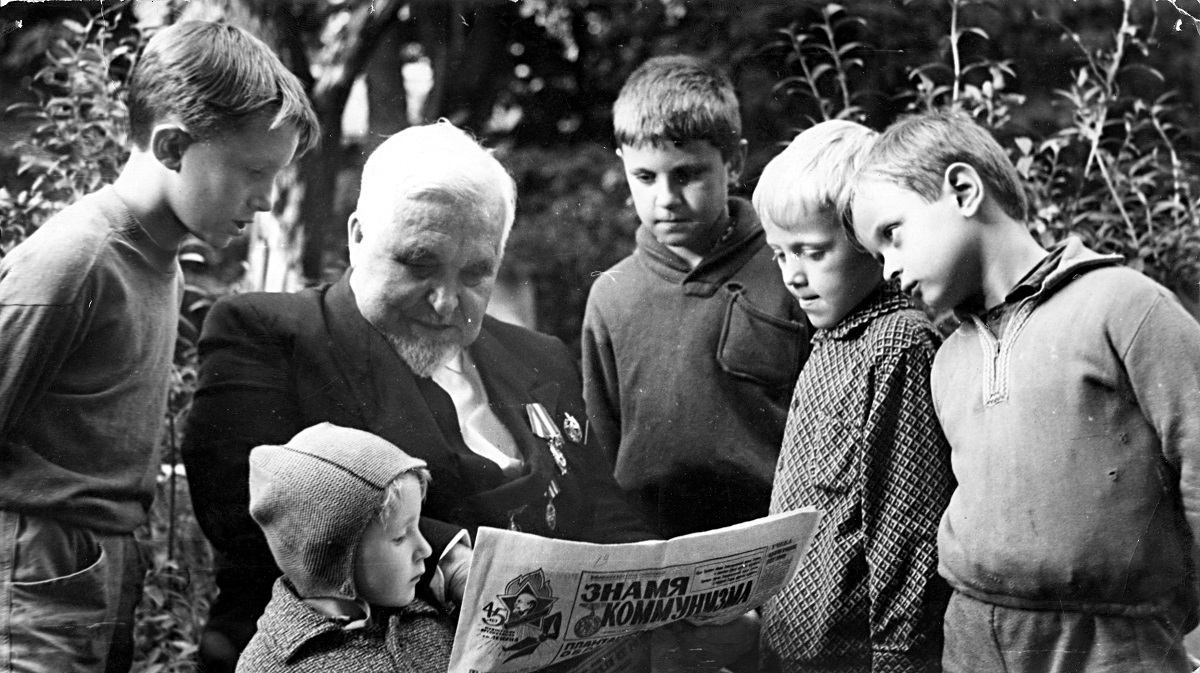 1967 рік: Судаков і після виходу на пенсію дітей виховував