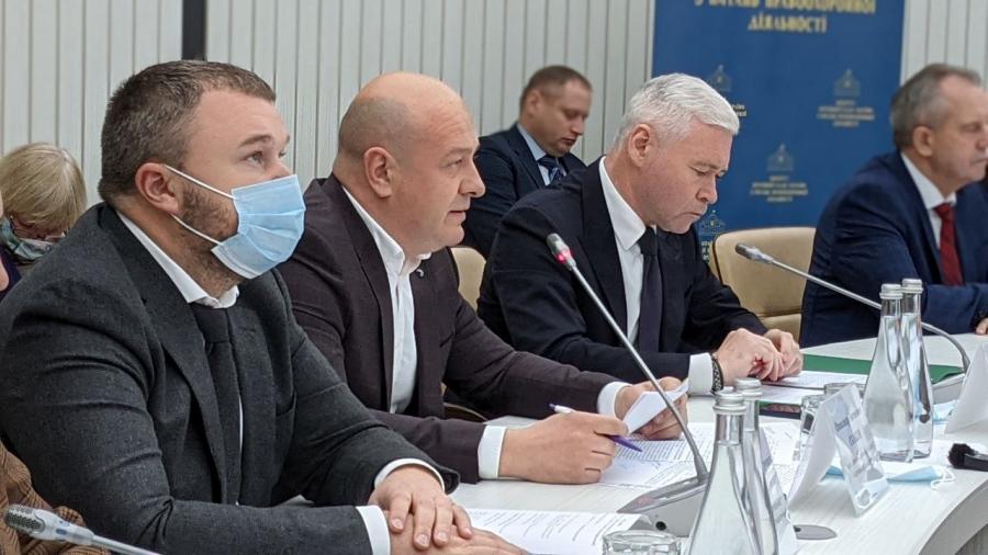 Олександр Скакун — другий ліворуч. Фото: kharkivoda.gov.ua