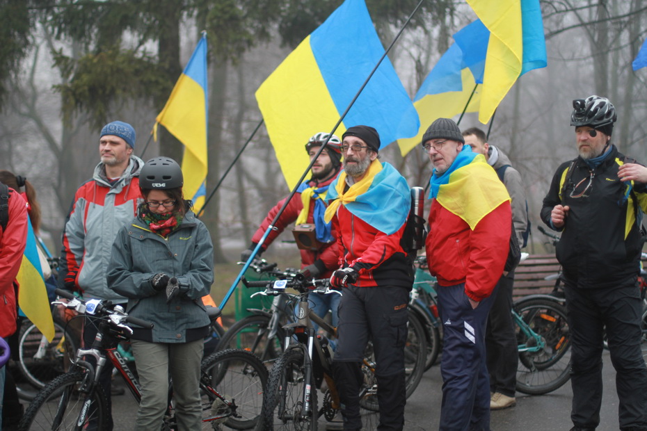 Веломайдан собирается возле памятника Тарасу Шевченко. 15 февраля 2014 года