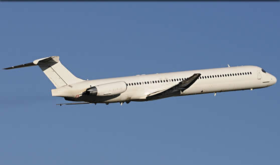 Самолёт McDonnell Douglas MD83