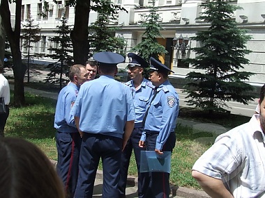 Зображення до:  Харьковскую милицию ждут обновки