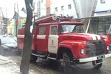 Зображення до:  В харьковской девятиэтажке горели четыре балкона