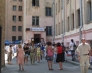 Зображення до:  Вступительная кампания без взяток, но с проверкой сертификатов