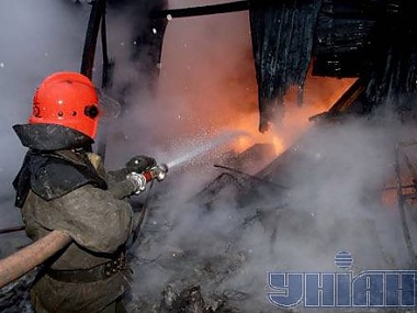 Зображення до:  В Харьковской области сгорел дом. Хозяина нашли повешенным в саду