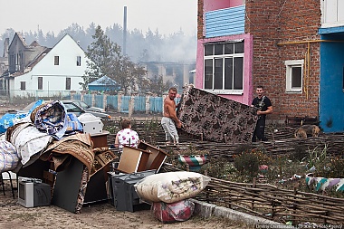 Зображення до:  В России горят сёла. Погибли 48 человек (фото)