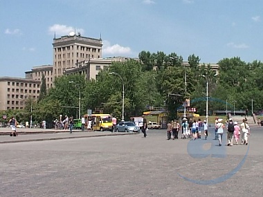 Зображення до:  По следам праздника. Во время концерта на площади в Харькове пострадали шесть человек