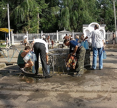 Зображення до:  Реконструкция в Саржином яру закончилась