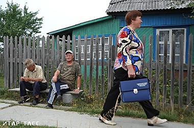 Зображення до:  На карандаш: в России перепись населения. «Хоббитов» и «марсиан» просят стать сознательными