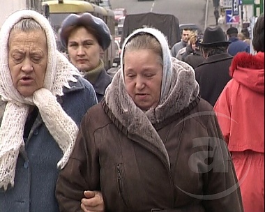 Зображення до:  В Харьковской области проведут эксперимент: жителям выдадут социальные карточки