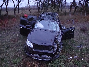 Зображення до:  Mazda на высокой  скорости врезалась в Subaru  и Daewoo. Семь взрослых и ребенок пострадали (видео)