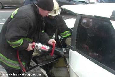 Зображення до:  Авария на Белгородском шоссе. Пострадали трое