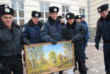 Зображення до:  Добкин пришел с оружием к лицеистам (фото)