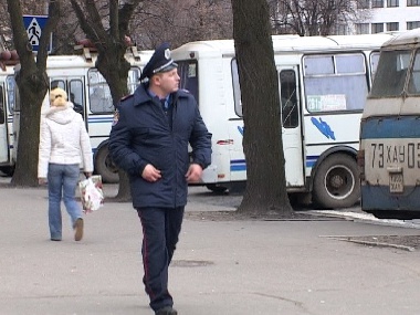 Зображення до:  Милиционеры получат голосовые переводчики к Евро-2012