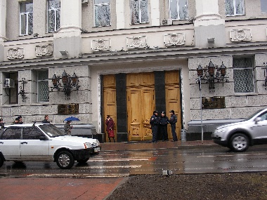 Зображення до:  Пытки в милиции. Протест правозащитников, ответ милиционера (фото)