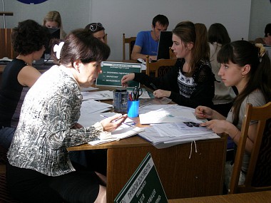 Зображення до:  Электронное поступление — эксперимент или ловушка