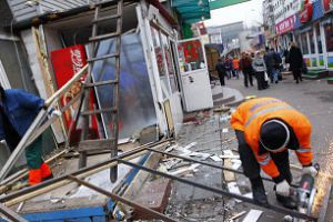 Зображення до:  Вокруг выходов из станции метро «Холодная Гора» расчистят место