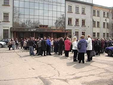 Зображення до:  «Шевченковцам» выдали тысячу