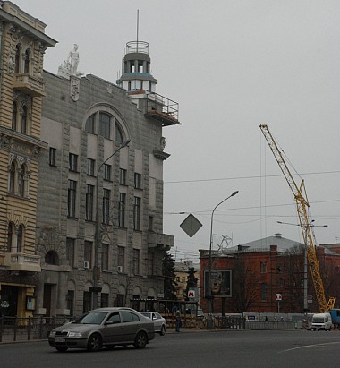 Зображення до:  Выход из метро «Советская» к консерватории сегодня закроют