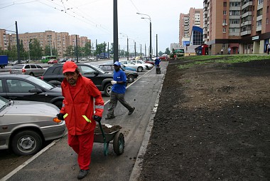 Зображення до:  Субботники для чиновников и харьковчан