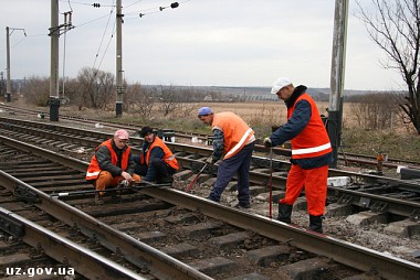 Зображення до:  В Киев быстрее: железнодорожники строят дополнительную колею