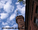 Зображення до:  Смотровую башню самой старой пожарной части Харькова раскачивают трамваи