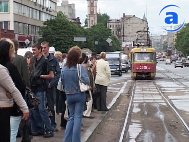 Зображення до:  Перенести остановку по Полтавскому шляху невозможно, – заявляют в мэрии