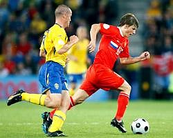 Article Евро-2008: Сборная России «побила» шведов и вышла в плей-офф