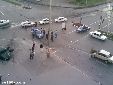 Article ДТП на перекрестке пр. Ленина и ул. Новгородской: 1 человек погиб, 5 – пострадали (фото)