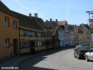 Article Самой счастливой страной мира признана Дания