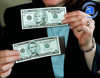 Article В двух вузах Харькова правоохранители задержали взяточников