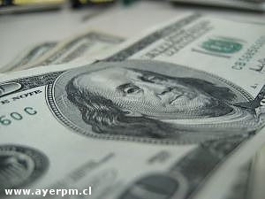 Article Эксперты: доллар продолжит свой рост