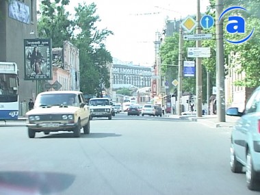 Зображення до:  В Харькове чаще стали угонять машины