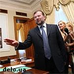 Article Кабмин запретит чиновникам покупать дорогие мебель и ковры в свои кабинеты