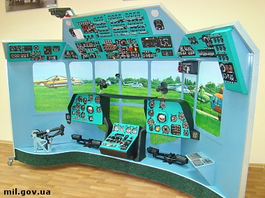 Зображення до:  Курсанты Харьковского университета ВС будут изучать вертолеты на уникальном тренажере