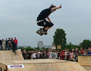 Article На выходных в парке Горького пройдет фестиваль «ЯроллеR-2008»