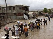 Зображення до:  Ураган «Айк» обрушился на побережье Кубы