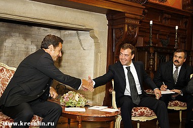 Article Результаты переговоров Медведева и Саркози