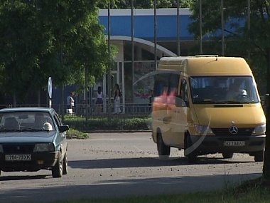 Зображення до:  Маршрутки полмесяца не будут ездить по пр. Тракторостроителей и Салтовскому шоссе