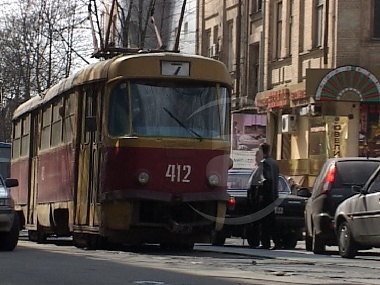 Зображення до:  Театральную площадь благоустроят к концу августа