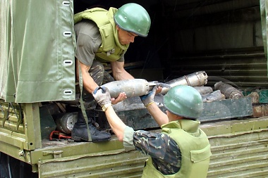 Зображення до:  За сутки в области уничтожили 28 боеприпасов