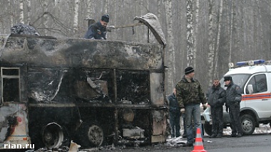 Зображення до:  В России автобус столкнулся с грузовиком: погибли 14 человек