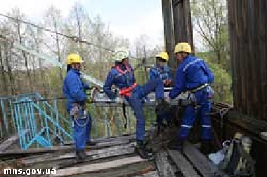 Зображення до:  Сегодня оперативно-спасательная служба Харькова празднует 20-летний юбилей