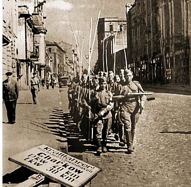 Зображення до:  Полторы сотни видов военного Харькова. Фотокопии советских и немецких архивов представят в День города