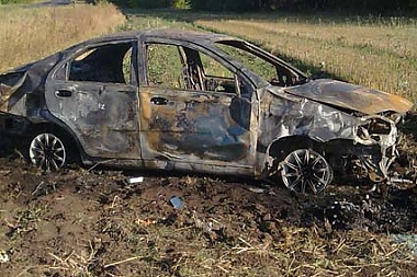 Зображення до:  Мужчина сгорел в своей машине