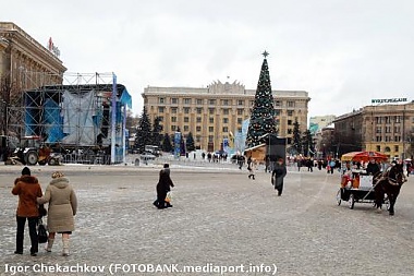 Зображення до:  Рейтинг самых красивых новогодних елок страны