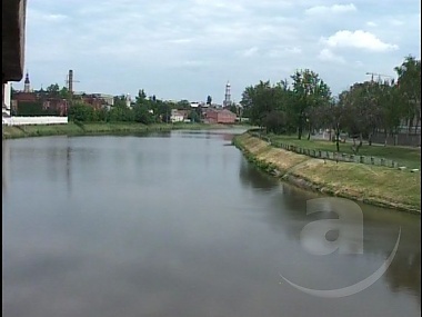 Зображення до:  Харьковский городской совет запретил продажу браконьерских снастей