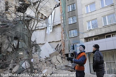 Зображення до:  Расследование дела по факту обрушения здания в Харькове приостановили