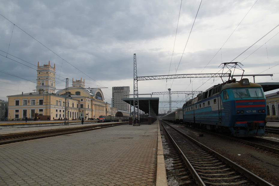 Зображення до:  «Укрзалізниця» закрепила в расписании опоздания «заменителей» Hyundai